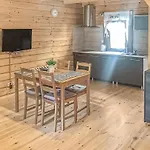 2 Bedroom Cozy In Prázdninový dům *