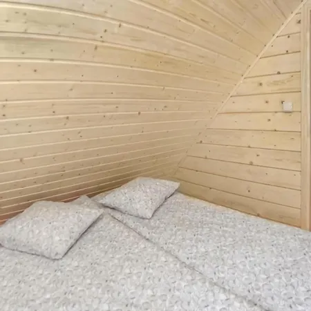 2 Bedroom Cozy In