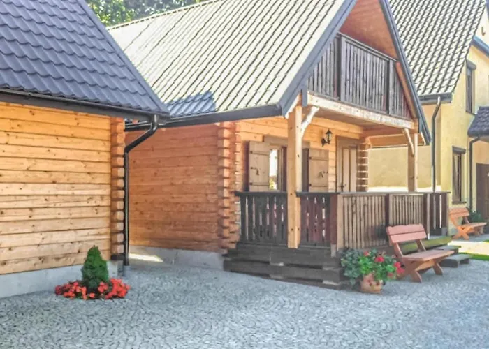 2 Bedroom Cozy In ياروسوافيتس